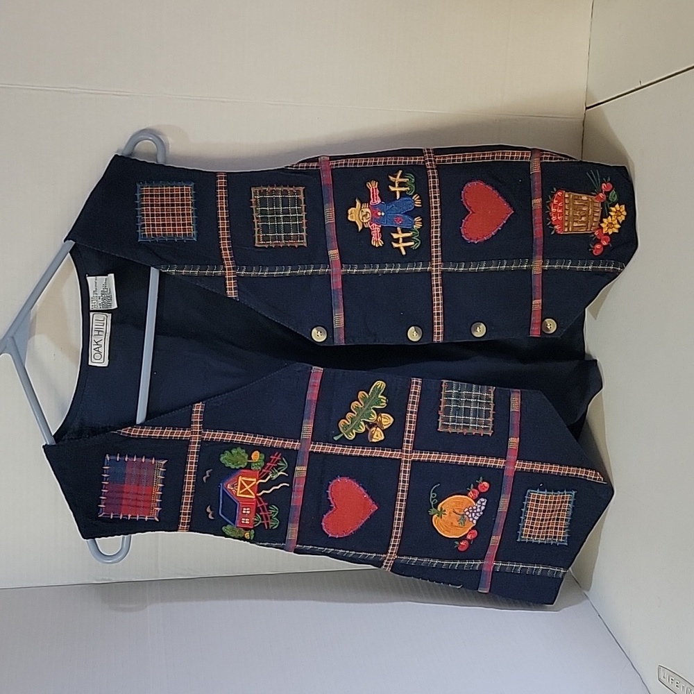 Oak Hill Vest